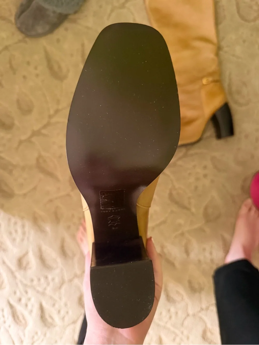 Tory Burch Banana Heel Leather Boots in Butterscotch